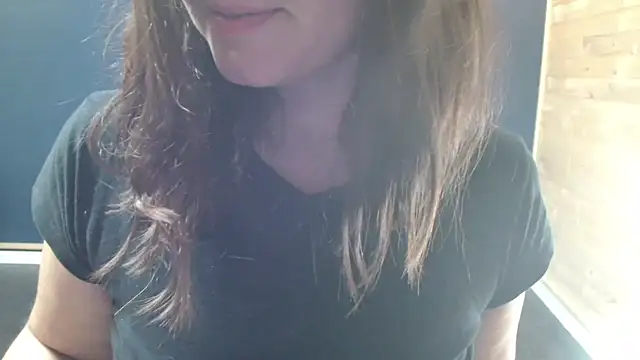 Snapshot of NovaBabe21 chatting on October 9, 6:58 am NovaBabe21 online show from October 9, 6:58 am