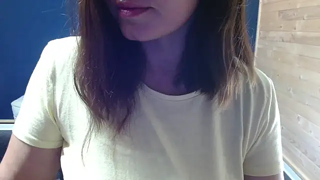 Snapshot of NovaBabe21 chatting on September 13, 5:07 am NovaBabe21 online show from September 13, 5:07 am