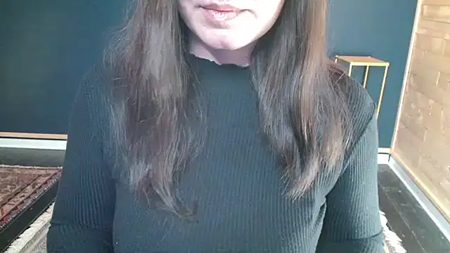 Snapshot of NovaBabe21 chatting on February 26, 6:46 am NovaBabe21 online show from February 26, 6:46 am