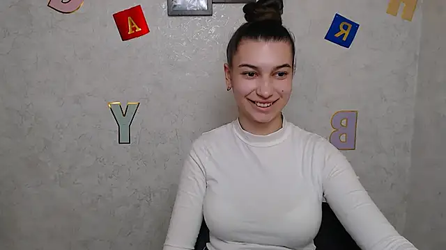 KarolinaRosse  online show from March 11, 1:12 pm