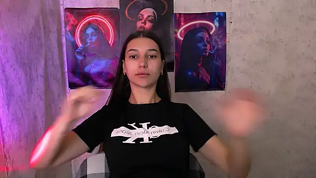 KarolinaRosse  online show from October 24, 4:55 am