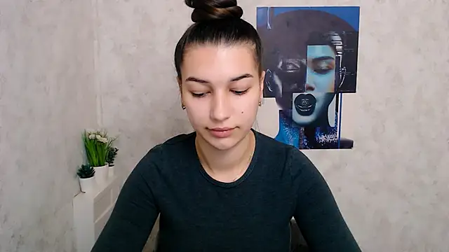 KarolinaRosse  online show from November 19, 6:57 am