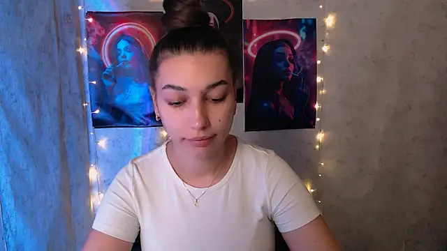 KarolinaRosse  online show from December 5, 6:23 am