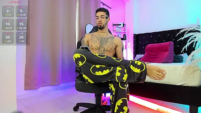 Snapshot of Duriel_ chatting on November 21, 4:28 pm Duriel online show from November 21, 4:28 pm