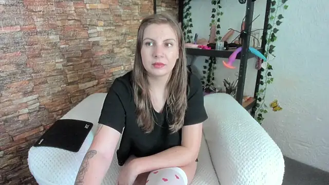 Snapshot of andradahot15 chatting on November 2, 11:48 am andradahot15 online show from November 2, 11:48 am