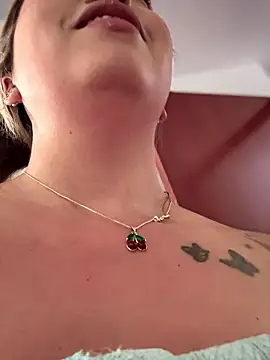 VIOLETA-25  online show from January 10, 2:12 pm