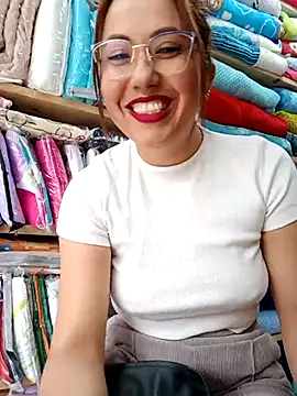 Snapshot of VIOLETA-25_ chatting on March 17, 7:58 pm VIOLETA-25 online show from March 17, 7:58 pm