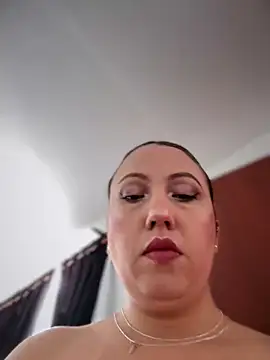Snapshot of VIOLETA-25_ chatting on May 22, 3:10 pm VIOLETA-25 online show from May 22, 3:10 pm