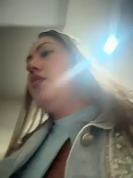 VIOLETA-25  online show from December 3, 3:00 pm