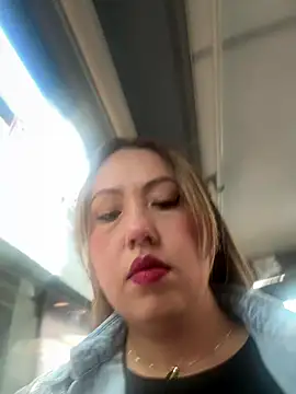 VIOLETA-25  online show from November 12, 2:54 pm