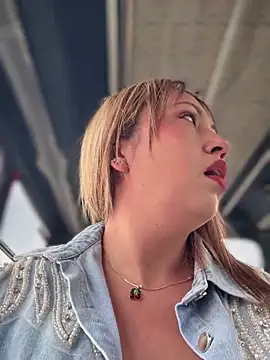 VIOLETA-25  online show from January 12, 3:08 pm