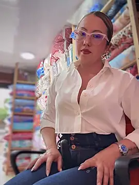 VIOLETA-25  online show from February 19, 3:53 pm