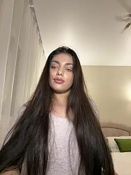 Sweet Khalifa  online show from January 9, 3:01 pm