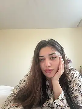 Sweet Khalifa  online show from December 20, 8:28 am