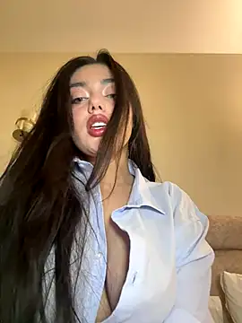Sweet Khalifa  online show from December 16, 3:16 pm