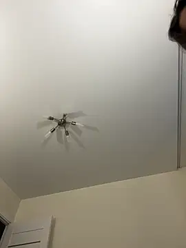 Sweet Khalifa  online show from December 5, 1:44 pm