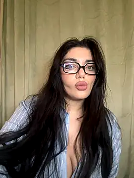 Sweet Khalifa  online show from November 26, 2:50 pm