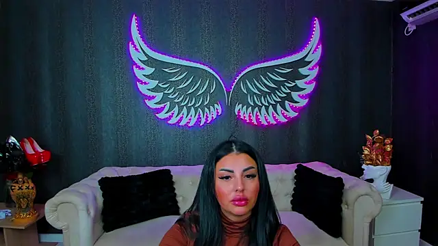 anemarieejolie online show from December 4, 6:29 pm