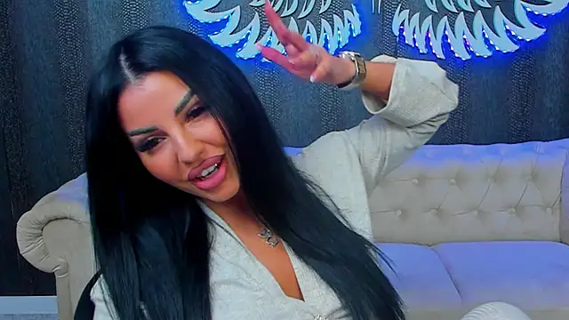 anemarieejolie online show from March 7, 7:05 pm