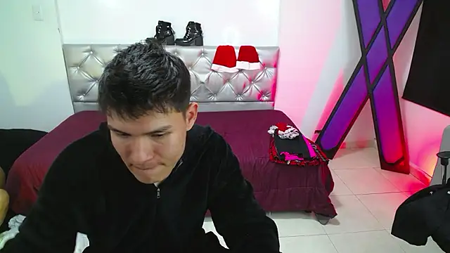 Zafiro Chizuy online show from December 9, 6:55 am