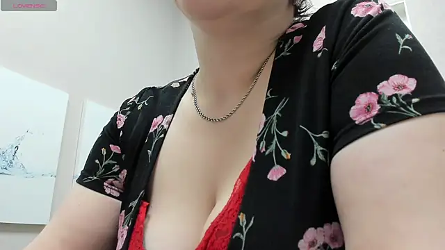 Dolorys online show from December 15, 5:45 am