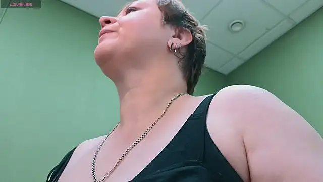 Dolorys online show from April 12, 5:33 am