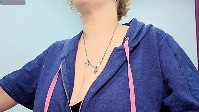 Dolorys online show from February 22, 4:59 am
