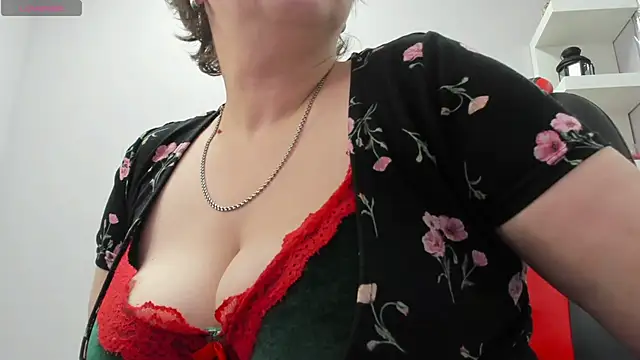 Dolorys online show from February 9, 8:32 am