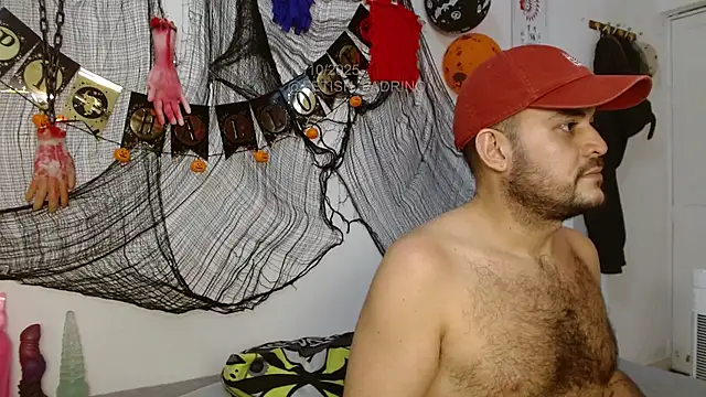 Snapshot of fetish_padrino chatting on October 18, 8:11 pm fetish padrino online show from October 18, 8:11 pm