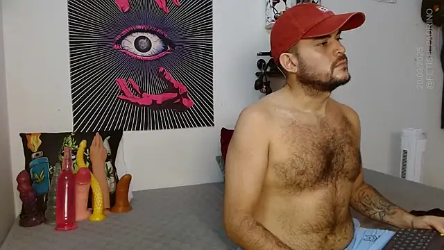 Snapshot of fetish_padrino chatting on September 20, 2:11 pm fetish padrino online show from September 20, 2:11 pm