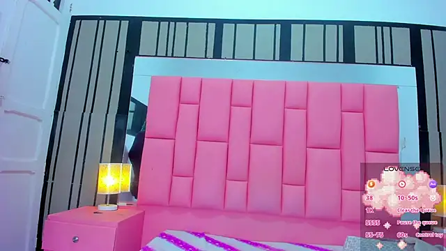 Snapshot of Ashleimoss chatting on February 5, 12:38 pm Ashleimoss online show from February 5, 12:38 pm