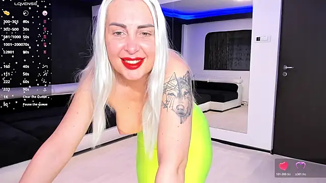 Blond Babes online show from January 6, 5:39 pm