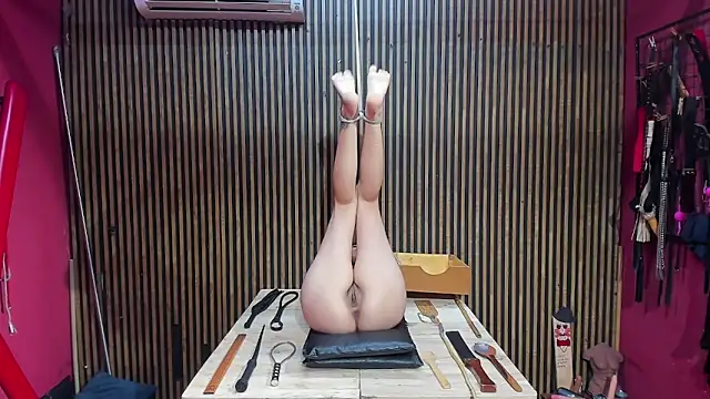 BDSM Vantablack  online show from February 20, 6:26 am