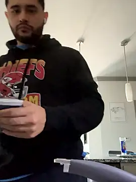LATINMOBB online show from January 14, 7:28 pm