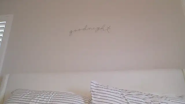 Snapshot of mixedasiangirl chatting on February 25, 8:52 pm mixedasiangirl online show from February 25, 8:52 pm