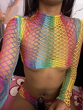 bonnie 18x online show from December 3, 11:36 pm