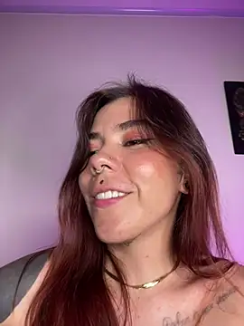 Snapshot of luccianagreyy chatting on February 25, 9:26 pm luccianagreyy online show from February 25, 9:26 pm