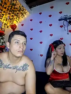 Snapshot of ethanandbrianna chatting on February 4, 12:19 am ethanandbrianna online show from February 4, 12:19 am