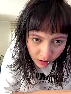 Snapshot of PoliBenett_ chatting on October 2, 7:06 pm PoliBenett online show from October 2, 7:06 pm