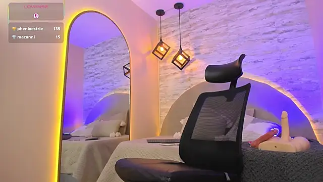 Aron Bolt online show from March 19, 4:51 pm