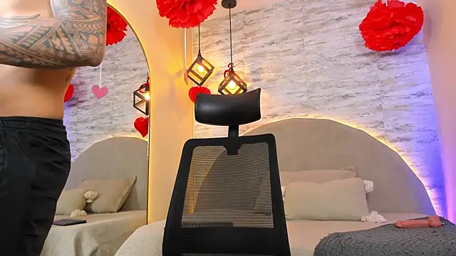 Aron Bolt online show from February 21, 10:39 am