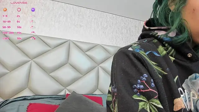 Snapshot of Im_gaia chatting on November 18, 12:08 pm Im gaia online show from November 18, 12:08 pm