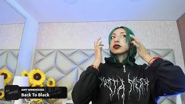 Snapshot of Im_gaia chatting on November 24, 12:27 pm Im gaia online show from November 24, 12:27 pm