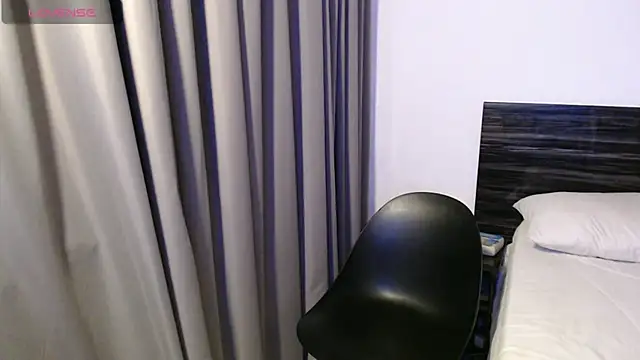 Snapshot of FaustoCock chatting on March 18, 12:39 pm FaustoCock online show from March 18, 12:39 pm