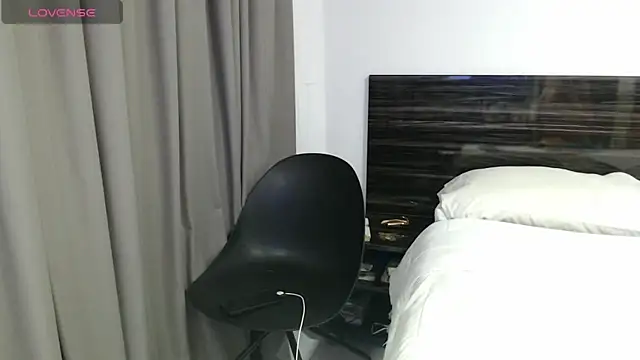 Snapshot of FaustoCock chatting on October 9, 3:56 pm FaustoCock online show from October 9, 3:56 pm