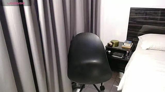 Snapshot of FaustoCock chatting on March 4, 1:12 am FaustoCock online show from March 4, 1:12 am