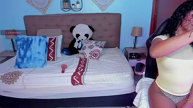 Edelaine rogers online show from March 10, 5:22 am