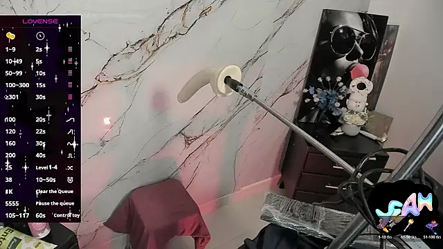 la mazona online show from February 11, 7:25 pm