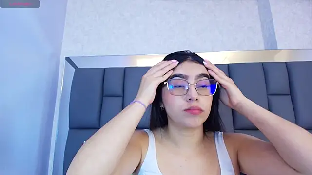 Amy wats0n online show from March 30, 7:15 pm