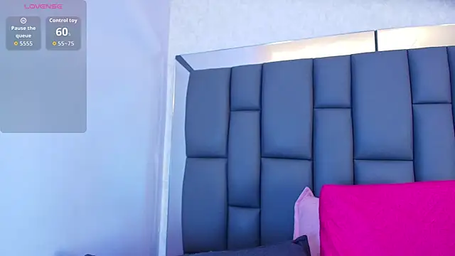 Amy wats0n online show from April 7, 7:04 pm